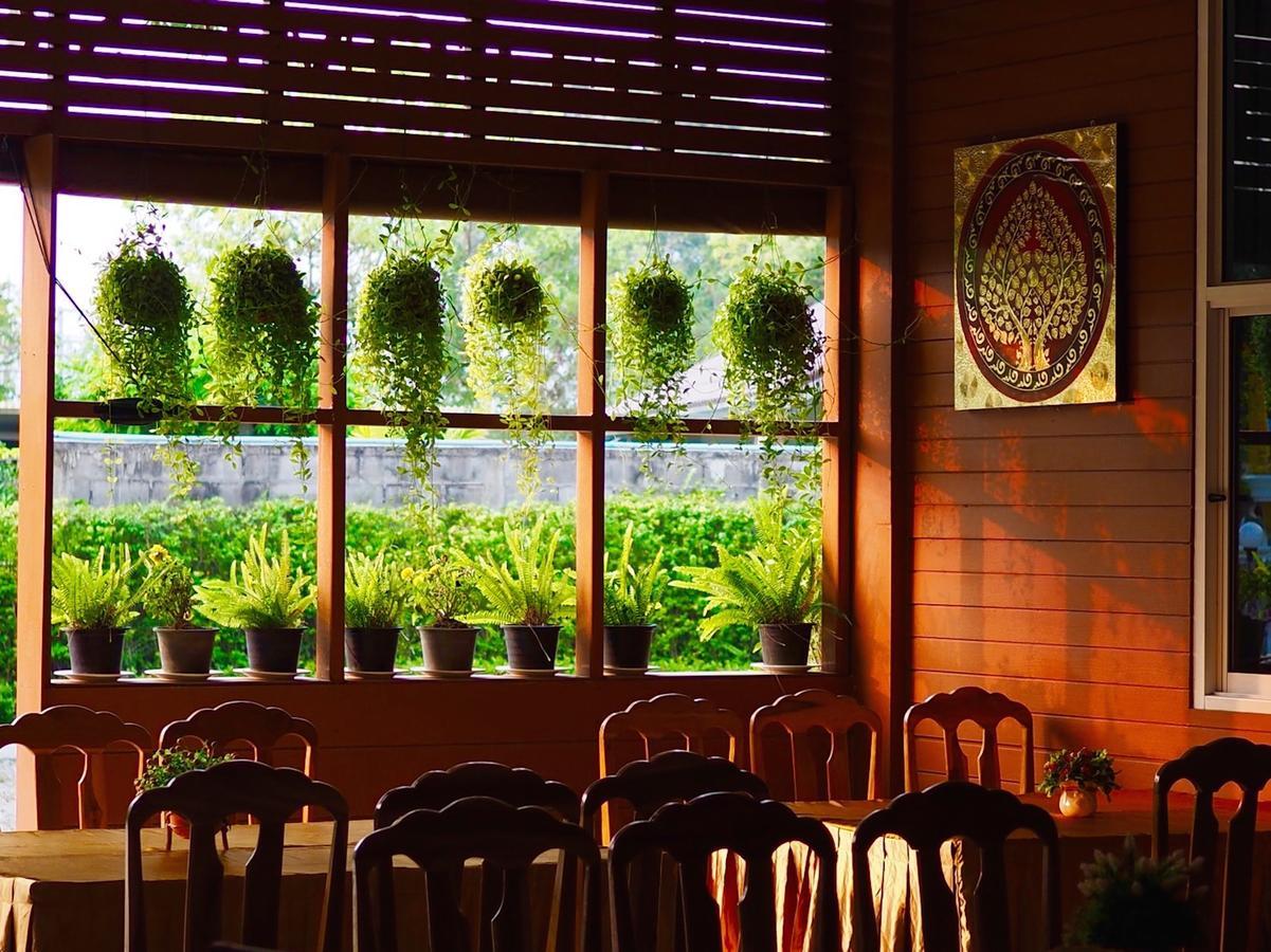 Sri Siam Resort Kanchanaburi Luaran gambar