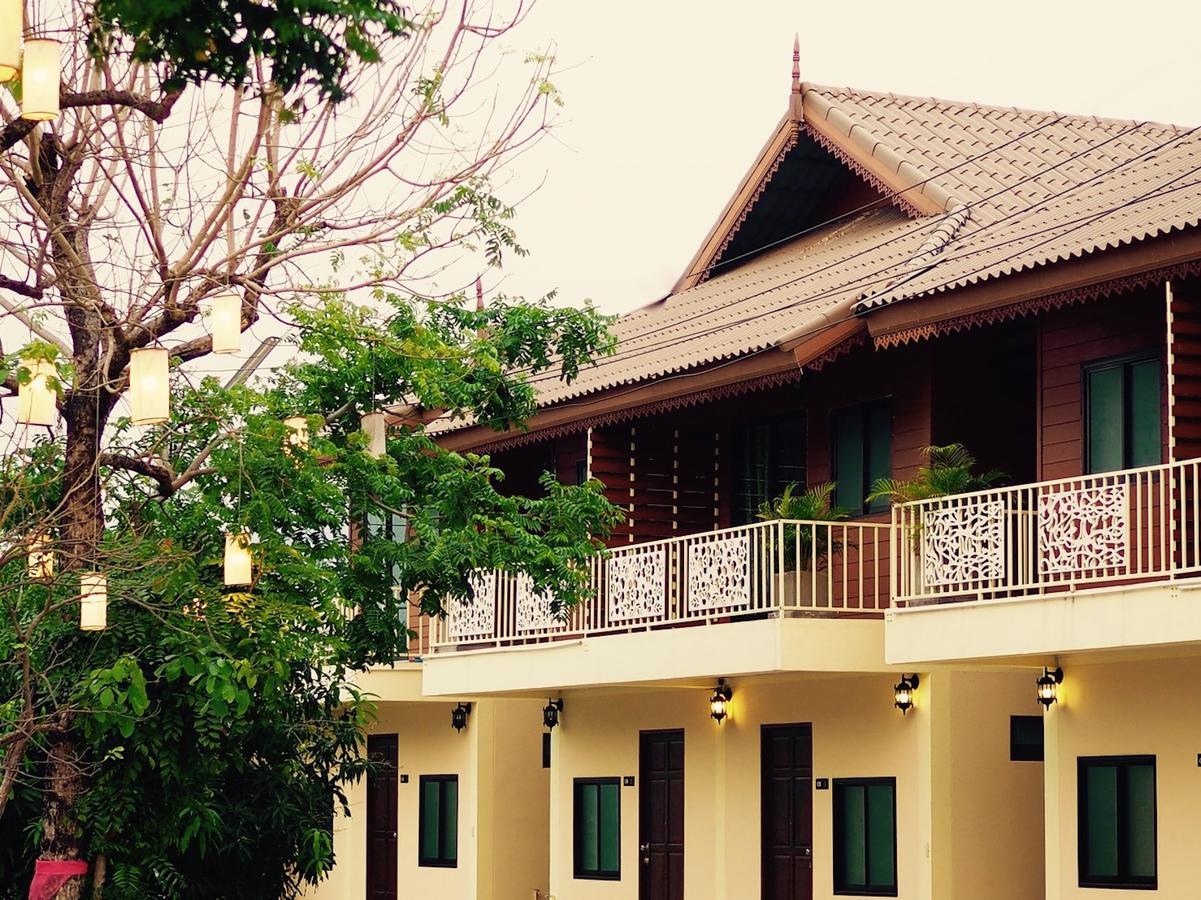 Sri Siam Resort Kanchanaburi Luaran gambar