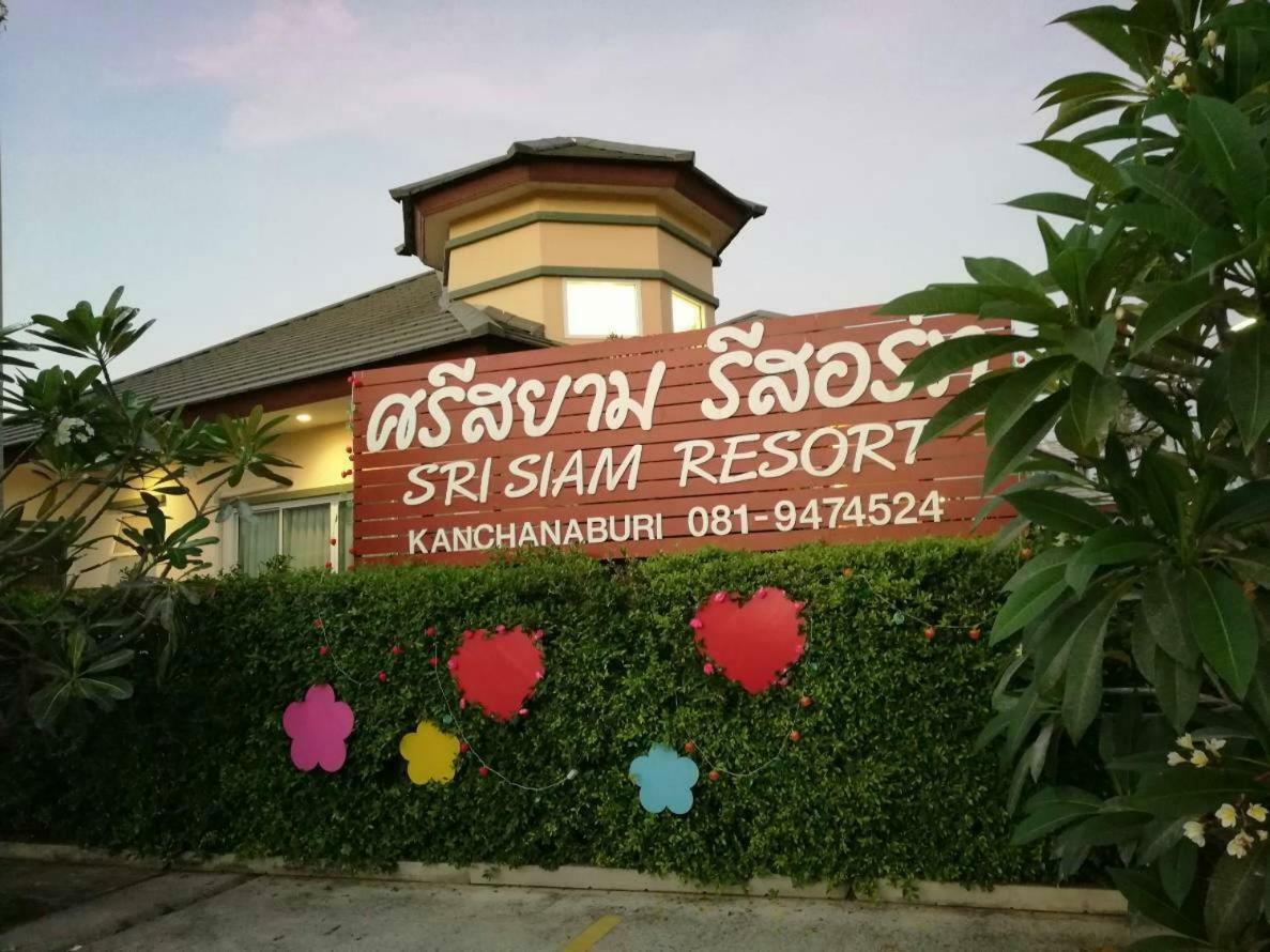 Sri Siam Resort Kanchanaburi Luaran gambar